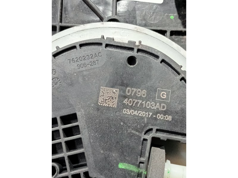 Recambio de deposito combustible para audi a4 avant (8w5) advanced edition referencia OEM IAM 8W0131878AM 4077103AD 4067425AF