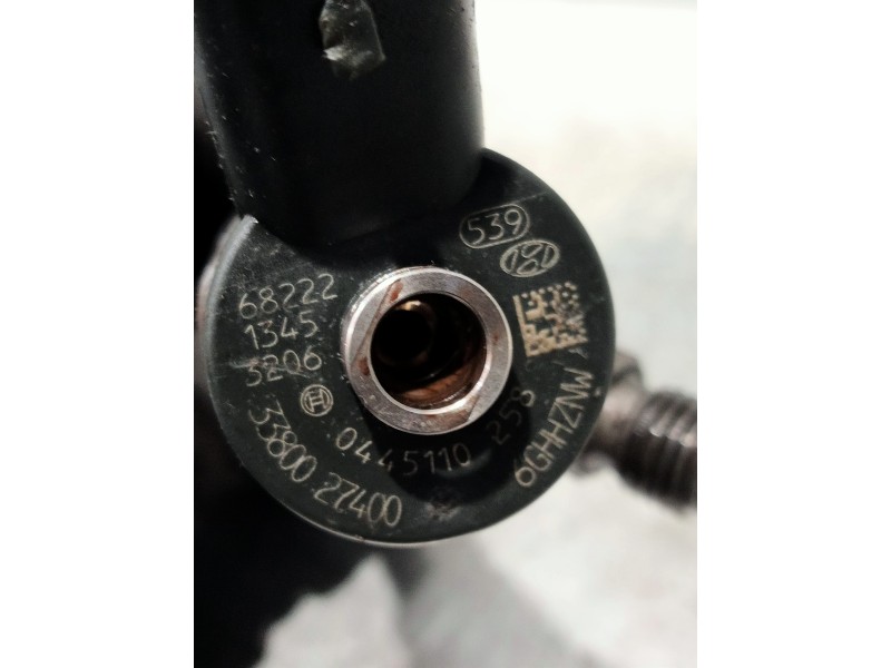 Recambio de inyector para kia carens (un) concept referencia OEM IAM 3380027400 0445110258 6822213453206