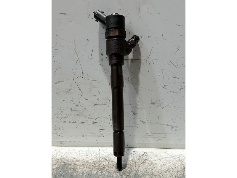 Recambio de inyector para kia carens (un) concept referencia OEM IAM 3380027400 0445110258 6822213513201