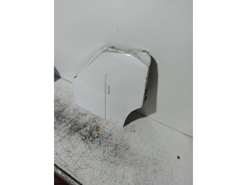 Recambio de aleta delantera derecha para renault trafic (desde 5.89) t 1100 referencia OEM IAM   
