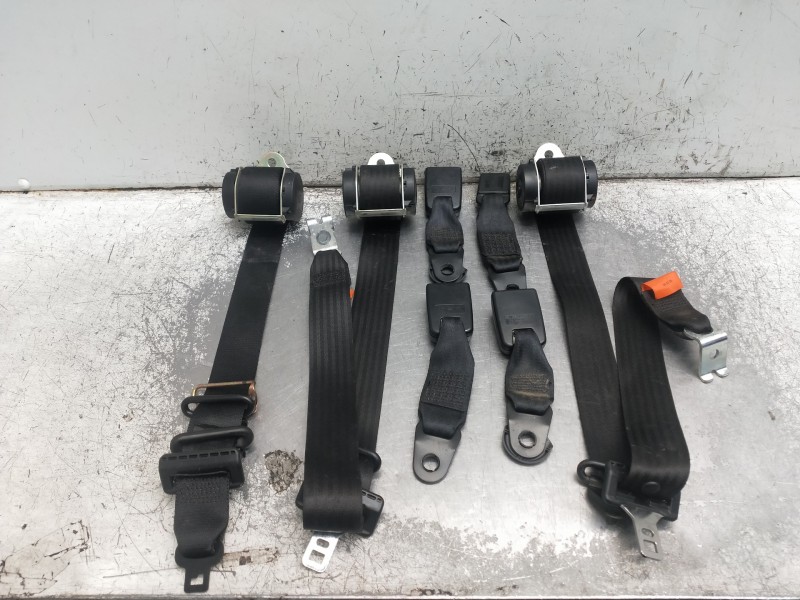 Recambio de juego cinturones trasero para ford focus c-max (cap) trend (d) referencia OEM IAM   5P