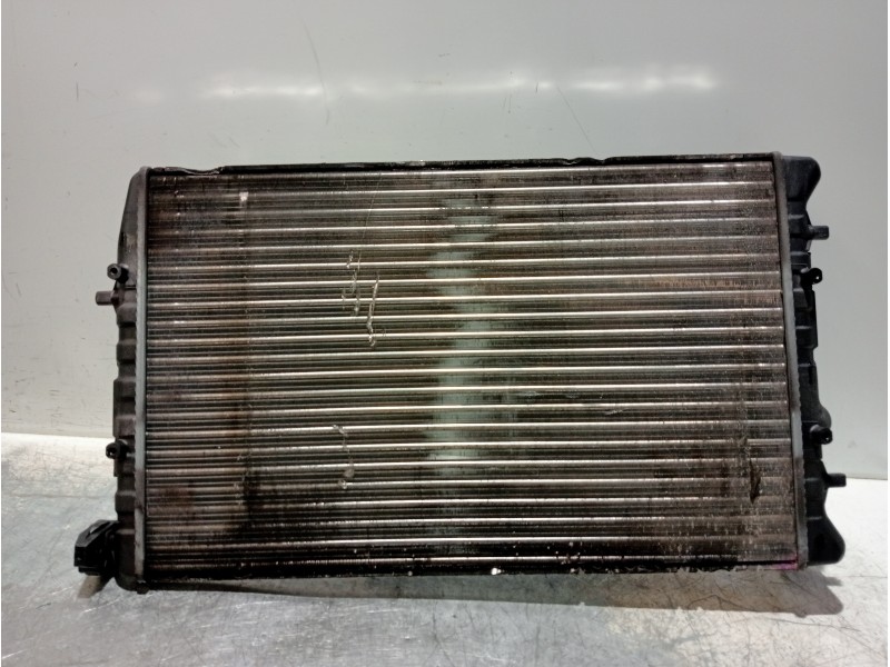 Recambio de radiador agua para volkswagen polo (9n3) advance referencia OEM IAM 880203F 732862 