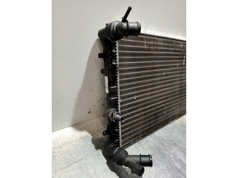 Recambio de radiador agua para volkswagen polo (9n3) advance referencia OEM IAM 880203F 732862 