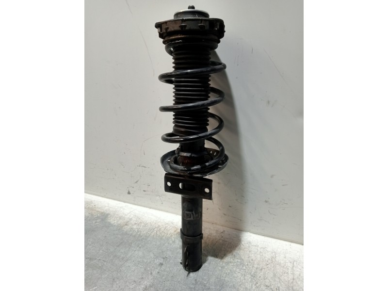 Recambio de amortiguador delantero izquierdo para volkswagen polo (9n3) advance referencia OEM IAM 6Q0413031CD  