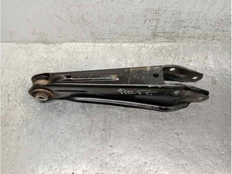 Recambio de brazo suspension inferior trasero izquierdo para bmw x3 (f25) xdrive 20d referencia OEM IAM 33306795812  