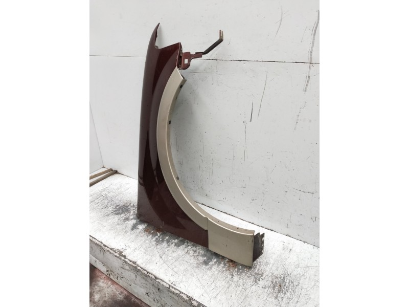 Recambio de aleta delantera derecha para ford expedition referencia OEM IAM   