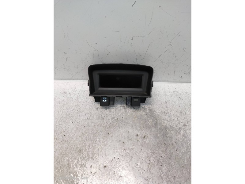 Recambio de pantalla multifuncion para chevrolet cruze l referencia OEM IAM 95952766G  