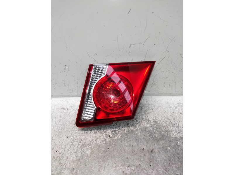 Recambio de piloto trasero izquierdo interior para chevrolet cruze l referencia OEM IAM   