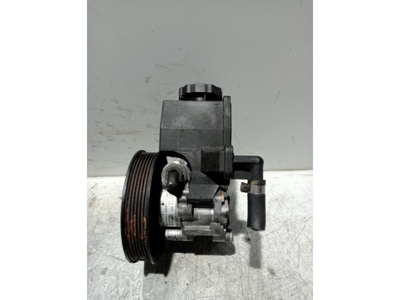 Recambio de bomba direccion para mercedes sprinter (w901,w904) caja cerr. referencia OEM IAM A0024662801 7692900504 
