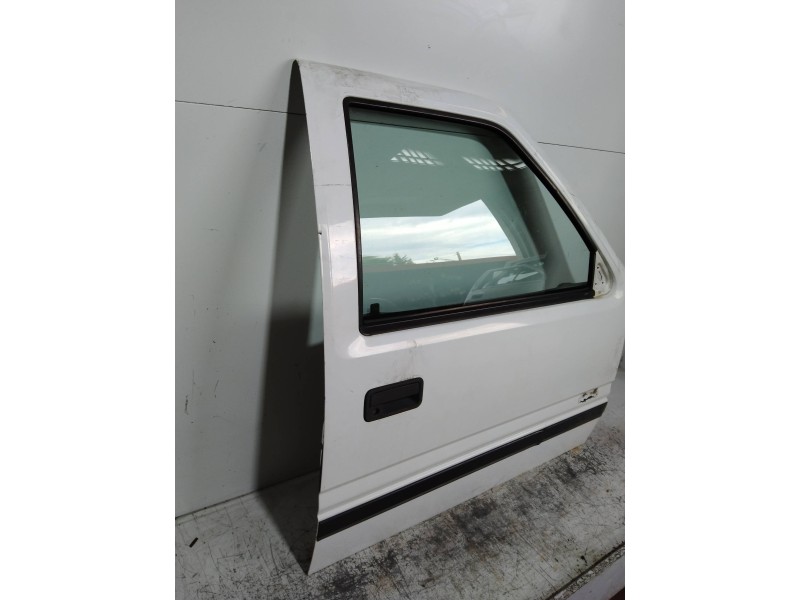 Recambio de puerta delantera derecha para opel frontera a 2.3 turbodiesel referencia OEM IAM   5P