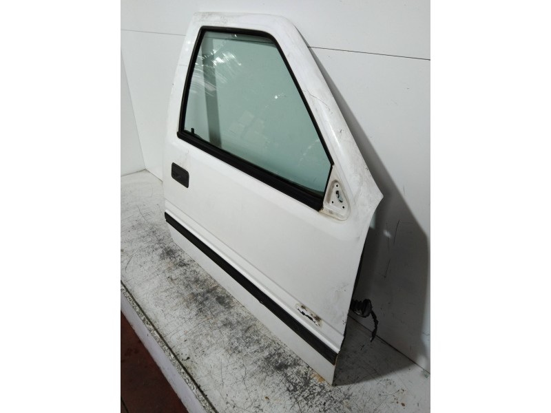 Recambio de puerta delantera derecha para opel frontera a 2.3 turbodiesel referencia OEM IAM   5P