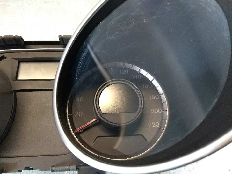 Recambio de cuadro instrumentos para hyundai ix35 1.7 crdi cat referencia OEM IAM 940032Y310 11001623101U M331 HKS