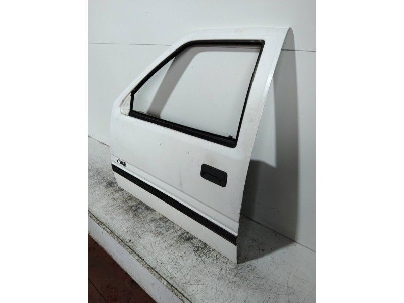 Recambio de puerta delantera izquierda para opel frontera a 2.3 turbodiesel referencia OEM IAM   5P