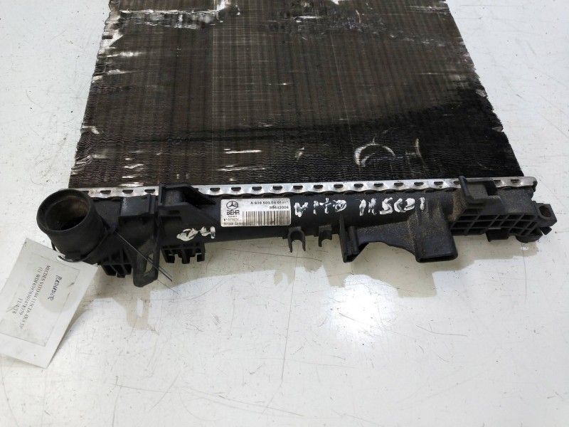 Recambio de radiador agua para mercedes vito mixto 06.2003 referencia OEM IAM 6395010401  