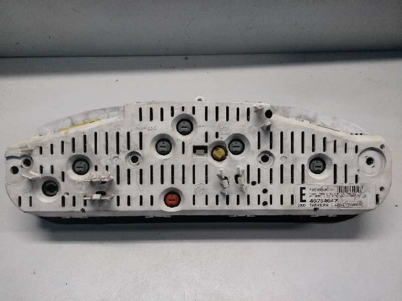 Recambio de cuadro instrumentos para fiat brava (182) 1.9 turbodiesel referencia OEM IAM 46754647 FI0010012K0C0 