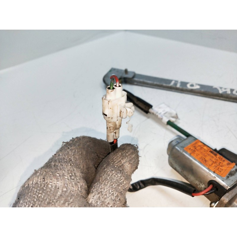 Recambio de elevalunas delantero derecho para opel agila 1.2 16v cat (z 12 xe / lw4) referencia OEM IAM 09215910  5P