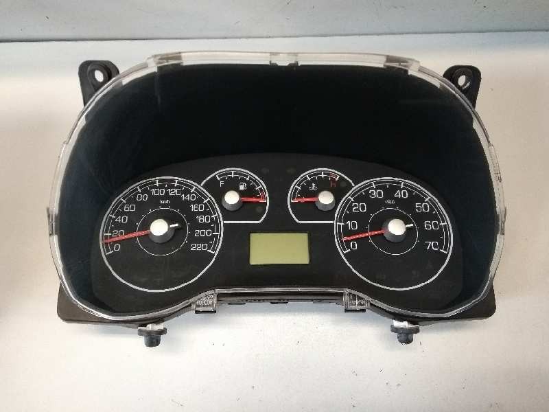 Recambio de cuadro instrumentos para fiat grande punto (199) 1.3 16v jtd cat referencia OEM IAM 51803118 3 90271 503001103900