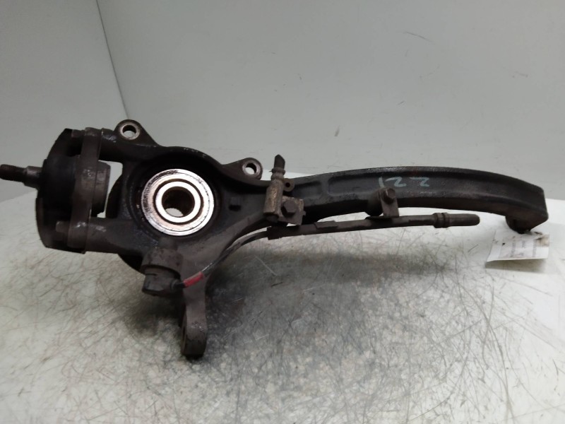 Recambio de mangueta delantera derecha para hyundai xg 3.5 v6 gls referencia OEM IAM   