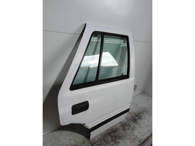 Recambio de puerta trasera derecha para opel frontera a 2.3 turbodiesel referencia OEM IAM   5P