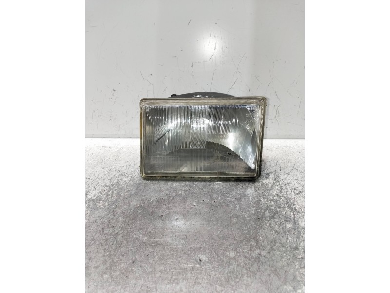 Recambio de faro izquierdo para jeep gr.cherokee (zj)/(z) 2.5 td canyon referencia OEM IAM   
