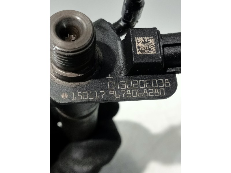 Recambio de inyector para land rover discovery sport s referencia OEM IAM 9678068280 0445116055 150117