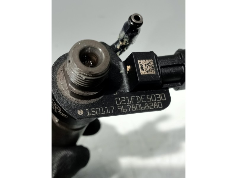 Recambio de inyector para land rover discovery sport s referencia OEM IAM 9678068280 0445116055 150117