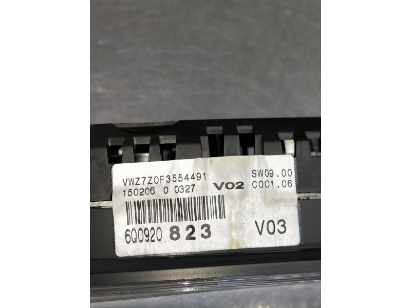 Recambio de cuadro instrumentos para volkswagen polo (9n3) advance referencia OEM IAM 6Q0920823  