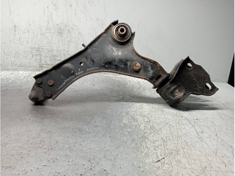 Recambio de brazo suspension inferior delantero derecho para land rover discovery sport s referencia OEM IAM FK723A052T033A  