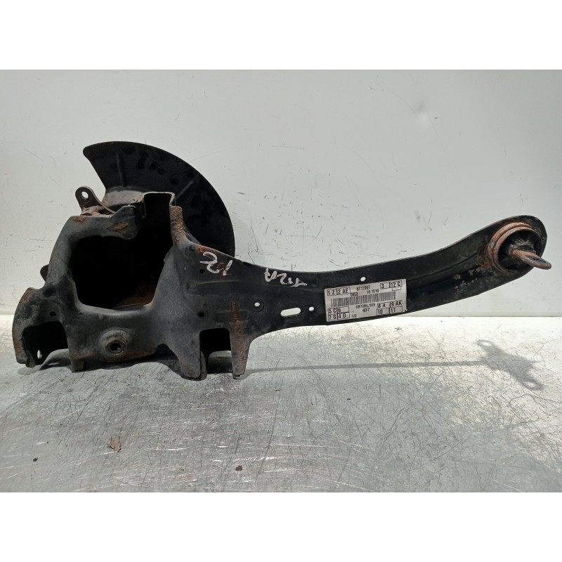 Recambio de mangueta trasera izquierda para ford focus c-max (cap) trend (d) referencia OEM IAM 3M515A969GF  