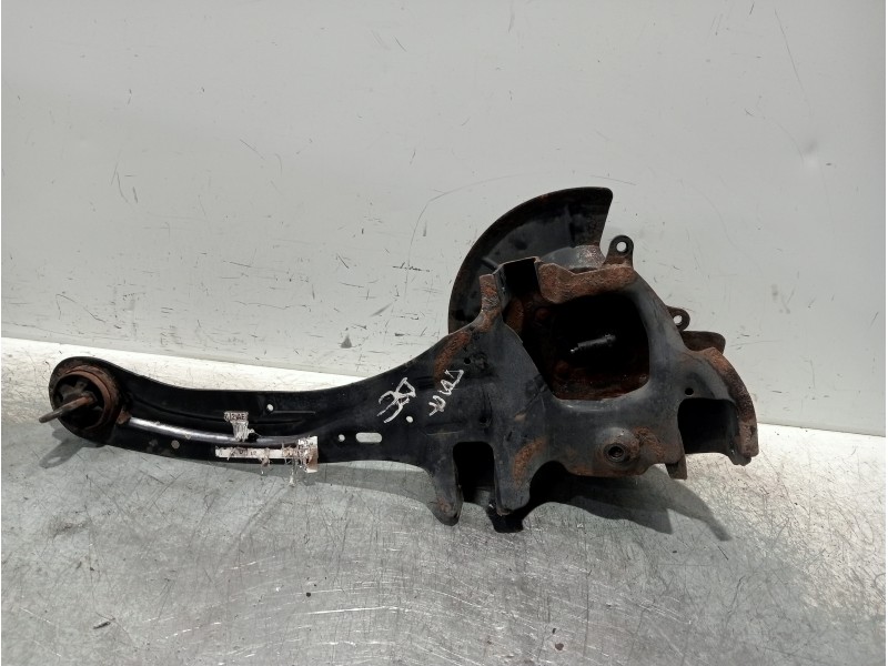 Recambio de mangueta trasera derecha para ford focus c-max (cap) trend (d) referencia OEM IAM 3M515A968GF  