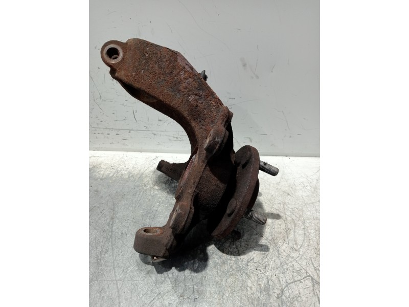 Recambio de mangueta delantera izquierda para ford focus c-max (cap) trend (d) referencia OEM IAM 3M513K171  