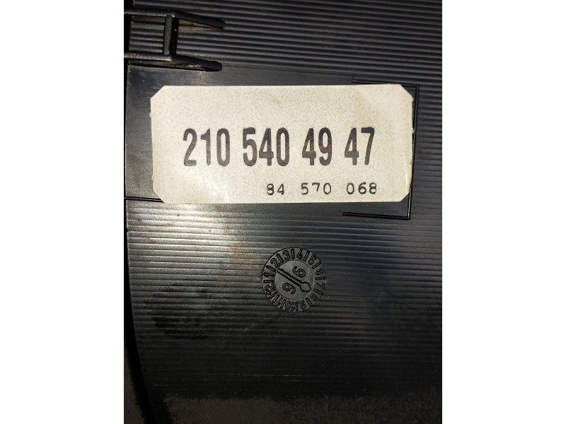 Recambio de cuadro instrumentos para mercedes clase e (w210) berlina 230 (210.037) referencia OEM IAM 2105404947  