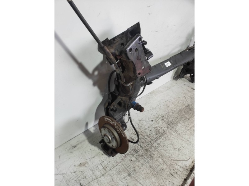 Recambio de puente trasero para citroen c3 picasso live edition referencia OEM IAM   