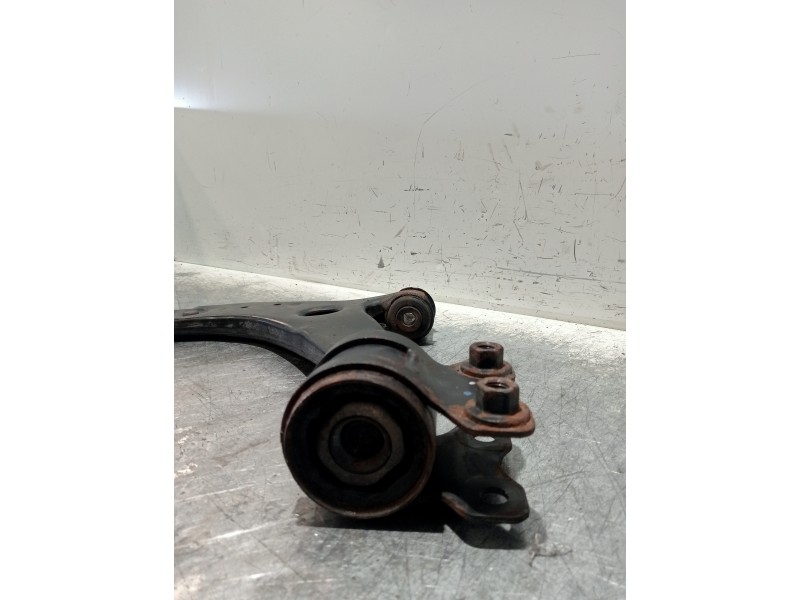 Recambio de brazo suspension inferior delantero izquierdo para ford focus c-max (cap) trend (d) referencia OEM IAM   