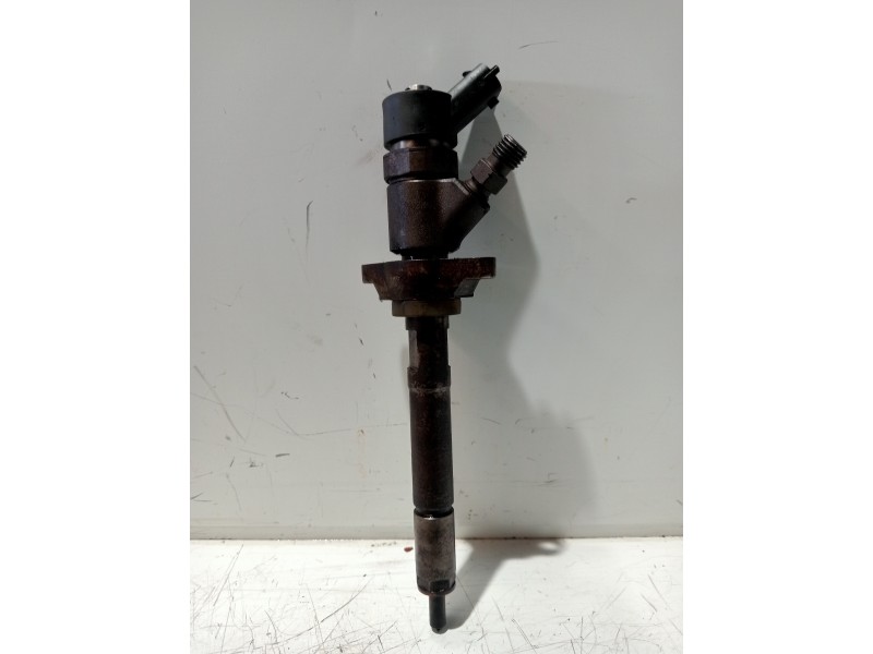 Recambio de inyector para ford focus c-max (cap) trend (d) referencia OEM IAM 606680 0445110239 683301190311