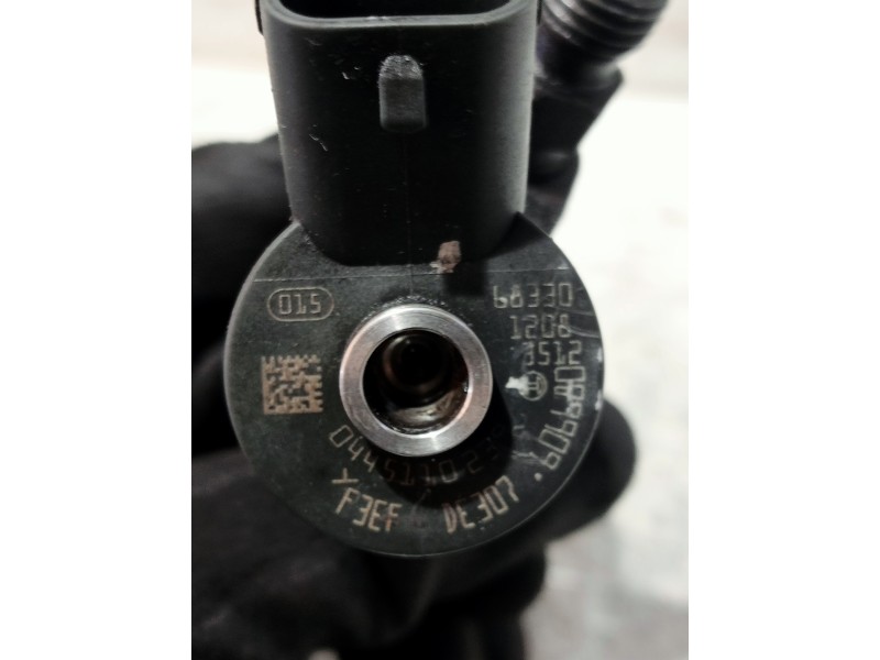 Recambio de inyector para ford focus c-max (cap) trend (d) referencia OEM IAM 606680 0445110239 683301283512
