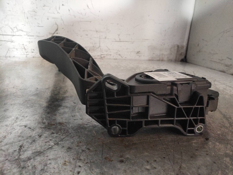 Recambio de potenciometro pedal para citroen c3 picasso live edition referencia OEM IAM 9681383980 6PV00994913 