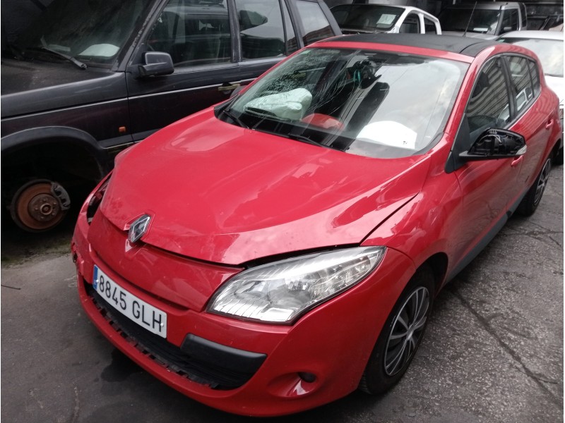 renault megane iii berlina 5 p del año 2009
