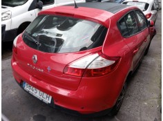 renault megane iii berlina 5 p del año 2009 2
