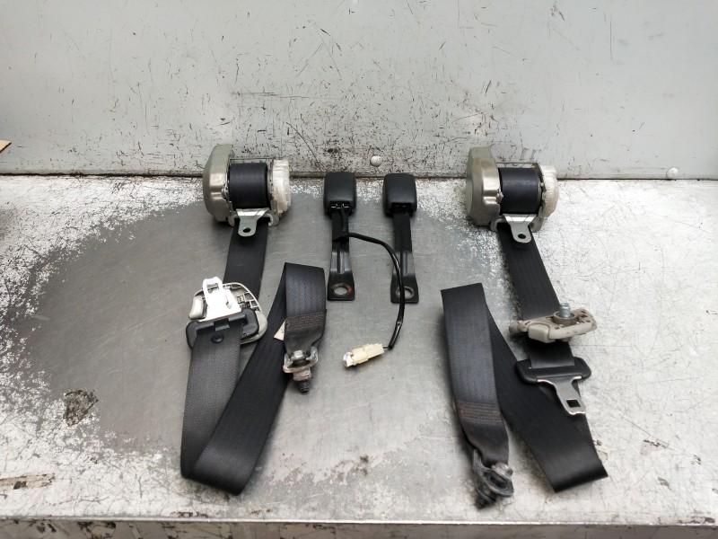 Recambio de juego cinturones delantero para suzuki swift berlina (mz) gl (5-ptas.) referencia OEM IAM   