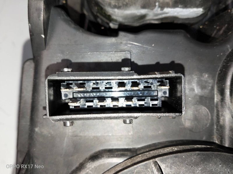 Recambio de faro izquierdo para citroen c5 berlina referencia OEM IAM   ESTA PARA PULIR