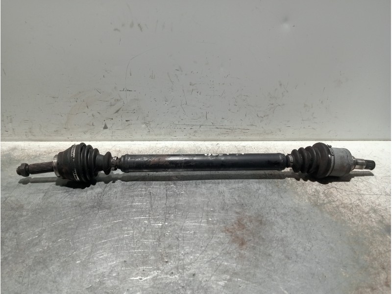 Recambio de transmision delantera derecha para ford escort berlina 1.4 referencia OEM IAM   