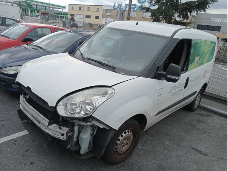 opel combo d del año 2015