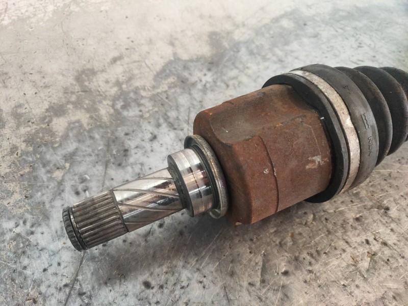 Recambio de transmision delantera izquierda para renault laguna iii authentique referencia OEM IAM 8200538941  