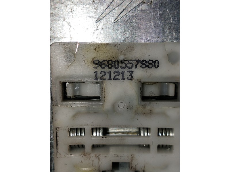 Recambio de elevalunas delantero derecho para citroen berlingo cuadro referencia OEM IAM 9680557880  5P