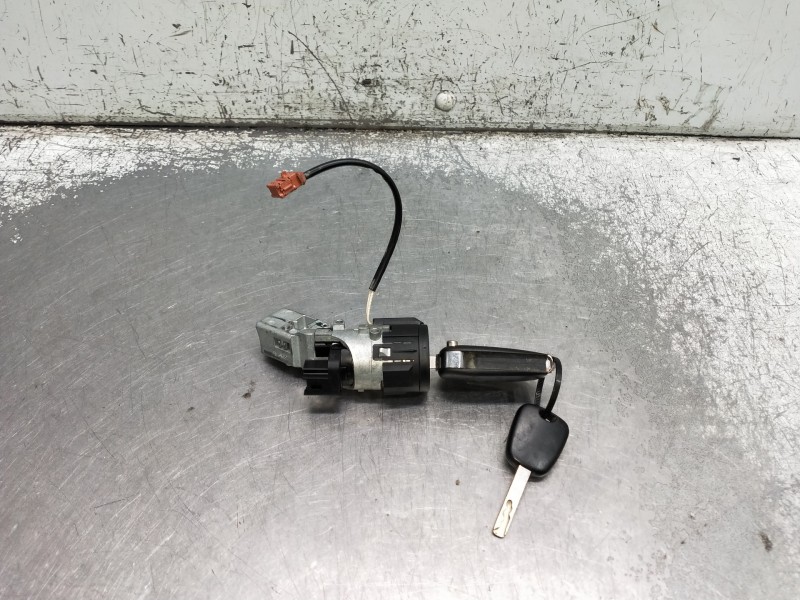 Recambio de conmutador de arranque para citroen berlingo cuadro referencia OEM IAM N0502455  