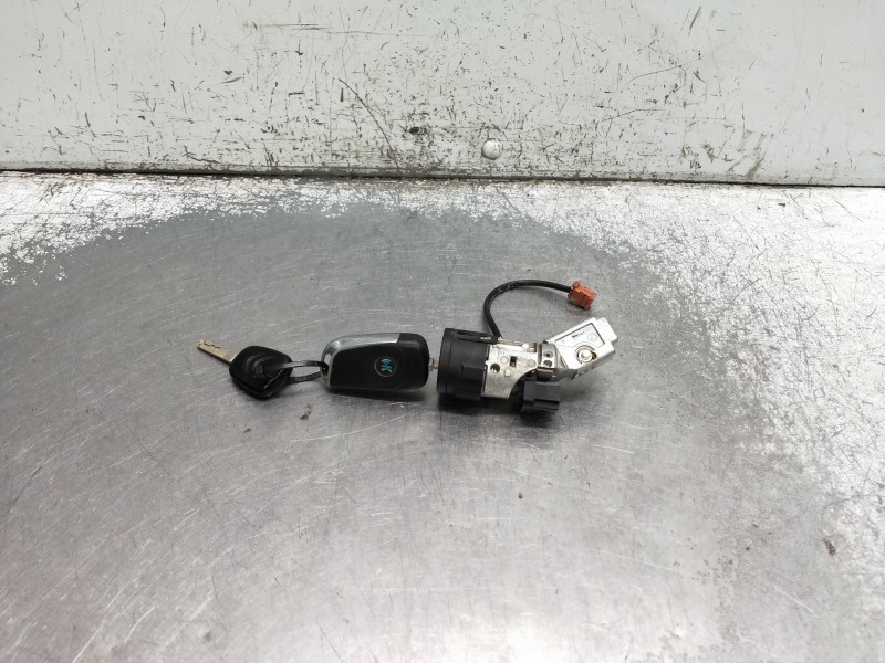 Recambio de conmutador de arranque para citroen berlingo cuadro referencia OEM IAM N0502455  