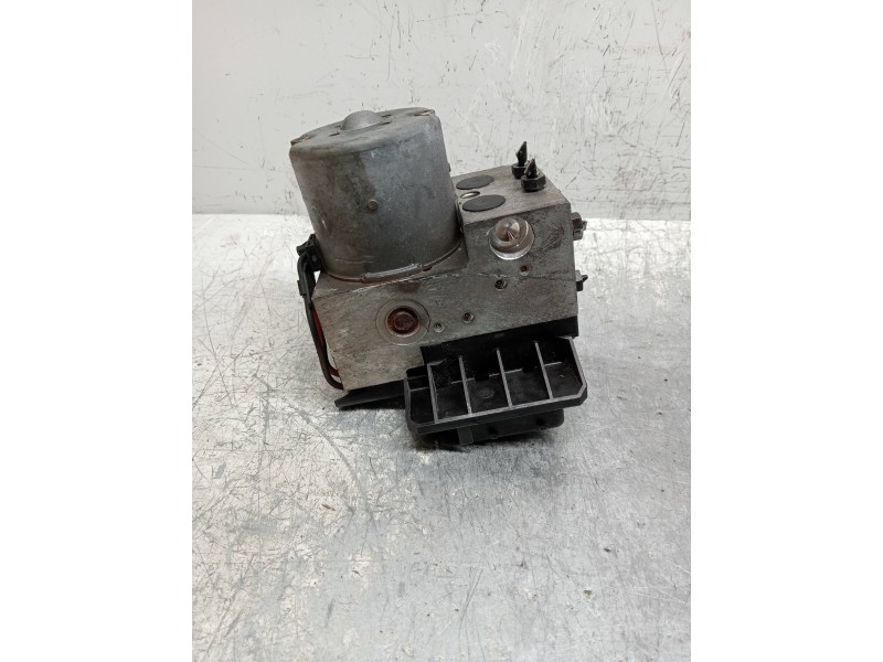 Recambio de abs para volkswagen passat berlina (3b3) highline referencia OEM IAM 0265202401 8E0614111T 