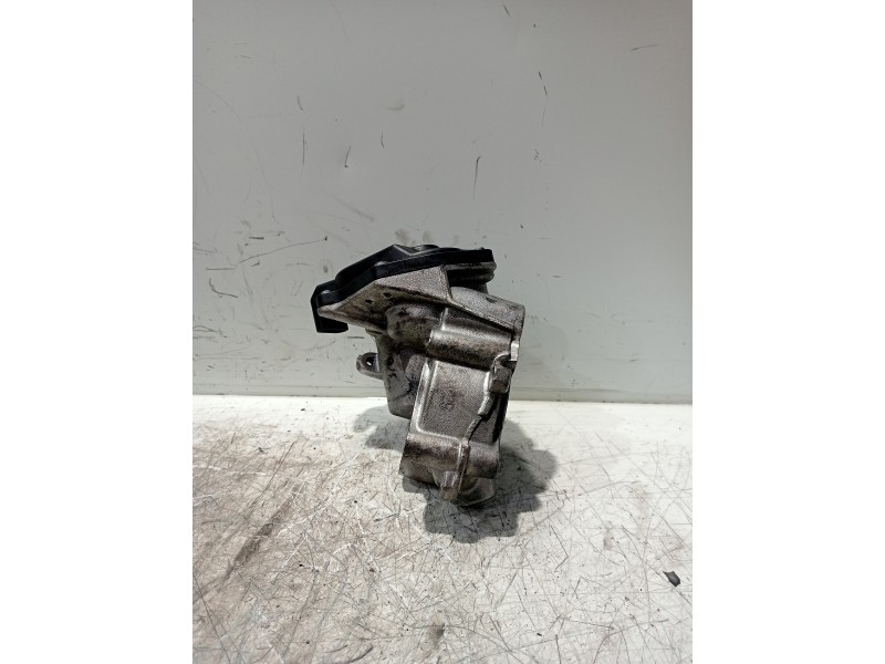 Recambio de valvula egr para mercedes clase c (w204) berlina c 200 cdi blueefficiency (204.001) referencia OEM IAM A6511400160Q0