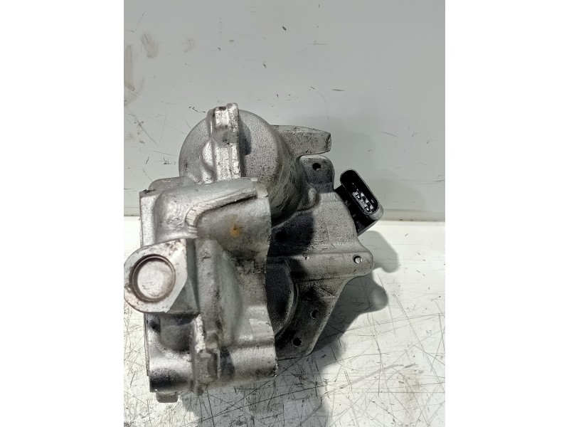 Recambio de valvula egr para mercedes clase c (w204) berlina c 200 cdi blueefficiency (204.001) referencia OEM IAM A6511400160Q0